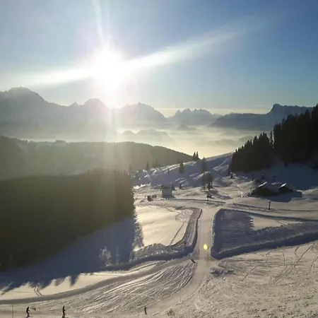 In Near Slopes Apartment *