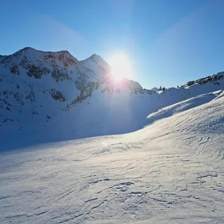 In Near Slopes * Mittersill